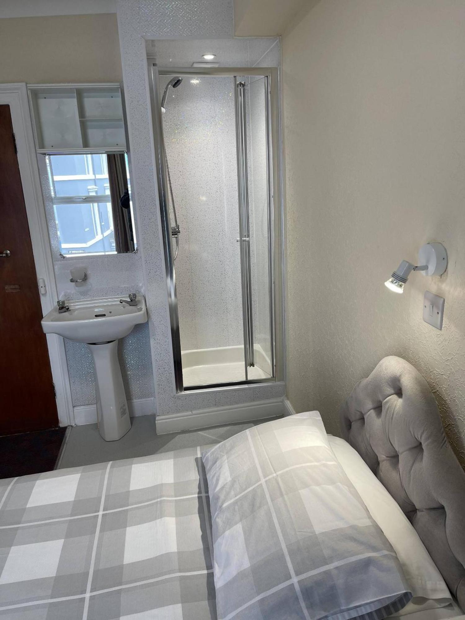Lamplighter Guesthouse Plymouth Pokoj fotografie
